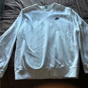 Men’s Nike crew neck sweatshirt size XL